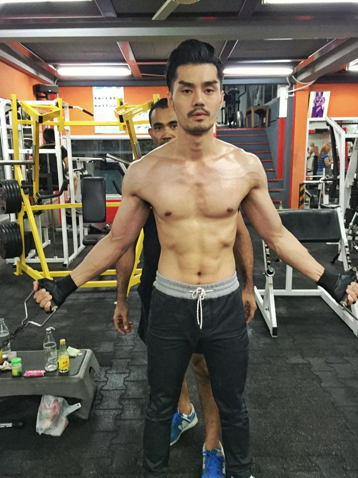 ส่องภาพความหล่อของ &ldquo;เต๋อ รัฐนันท์&rdquo; หนุ่มตี๋หน้าหล่อแมนทั้งแท่ง ที่มาเล่นเป็นกระเทยแบบสุดเนียนใน &ldquo;ไดอารี่ตุ๊ดซีส์&rdquo;