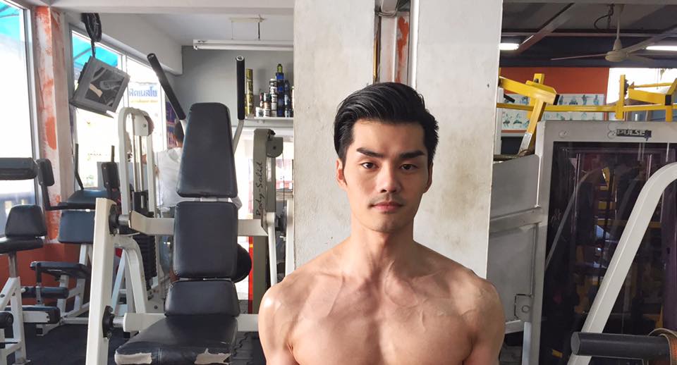 ส่องภาพความหล่อของ &ldquo;เต๋อ รัฐนันท์&rdquo; หนุ่มตี๋หน้าหล่อแมนทั้งแท่ง ที่มาเล่นเป็นกระเทยแบบสุดเนียนใน &ldquo;ไดอารี่ตุ๊ดซีส์&rdquo;