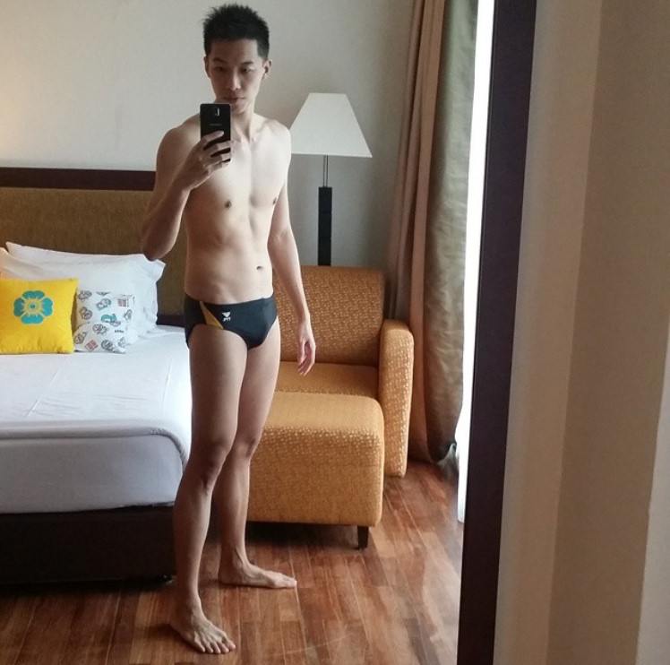 Hot guy in underwear 118
