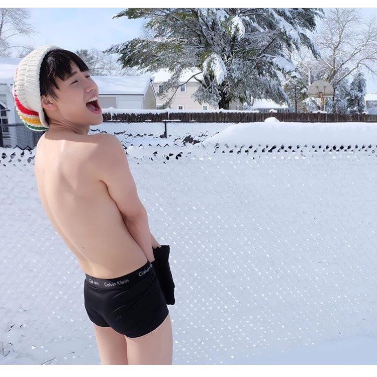 นั้นใคร อุ๊ยนั้นอ่ะใคร