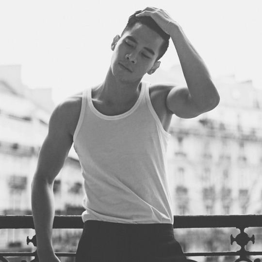 Ho Vinh Khoa หล่อ เซ็กซี่ 2