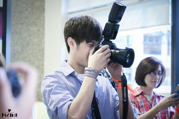 ตากล้องหล่อบอกต่อด้วย