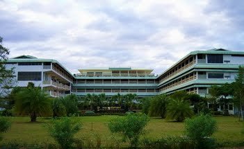 เลยมานิดหน่อย ถึงละครับเภสัชศาสตร์