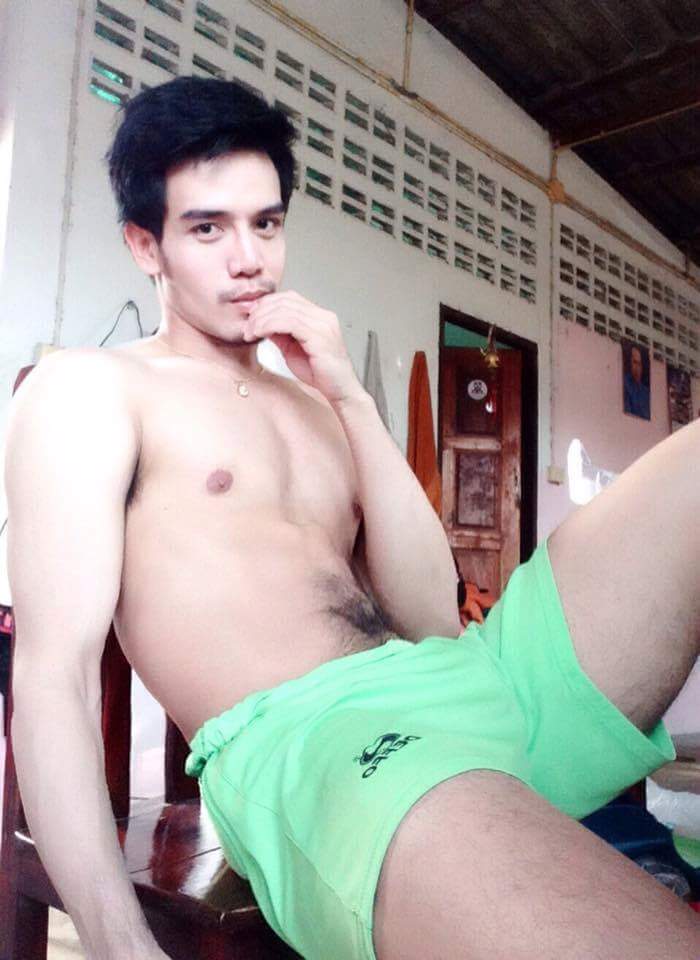 แอบมาเลีย