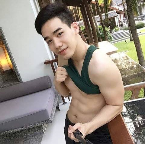 เห็นผช.ผิวขาวแล้วน้ำเดินเลย เฮียทูของน้อง