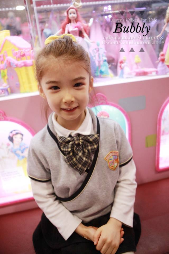น่ารักม๊วกLauren Lunde (로렌)