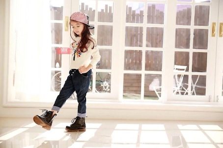 น่ารักม๊วกLauren Lunde (로렌)
