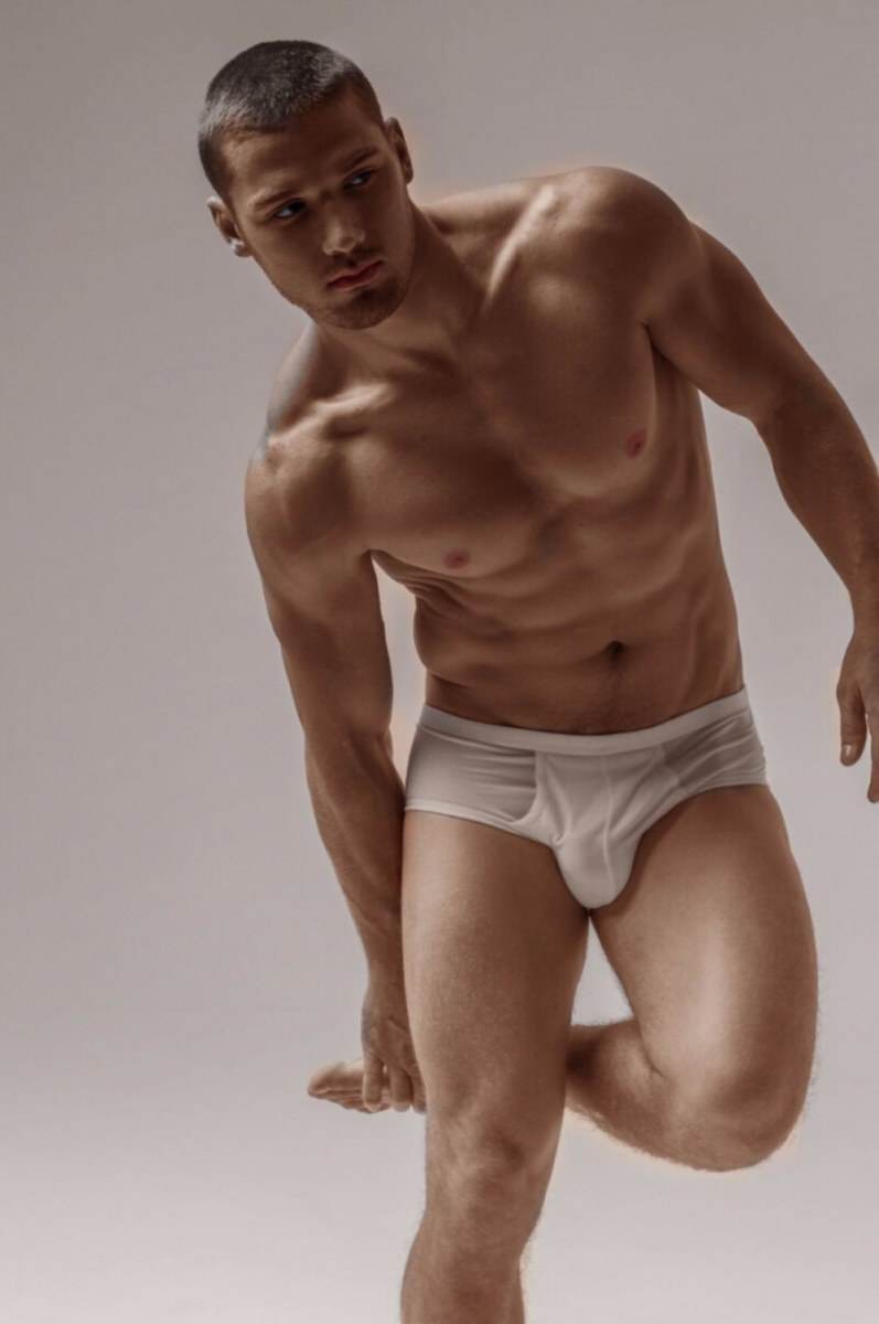 male body 070