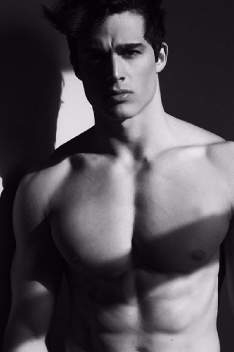 male body 070