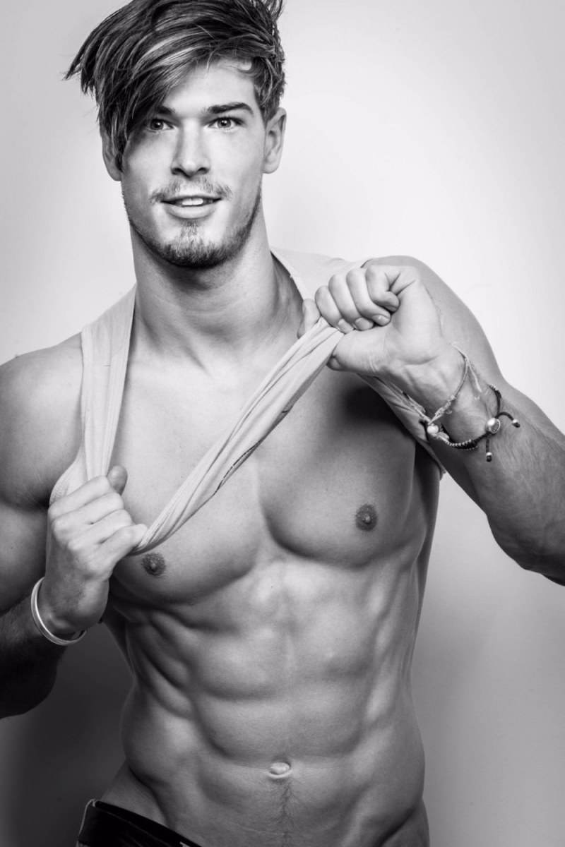 male body 070