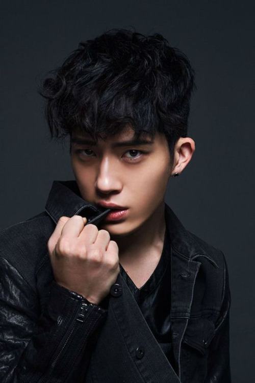 น้องตี๋-ยุ่น-เกา 01
