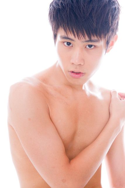 น้องตี๋-ยุ่น-เกา 01