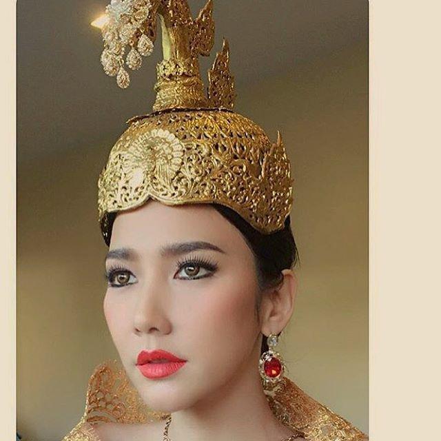 โพลมหาชนมาแล้ว >>> ซุปตาร์ อั้ม พัชราภา คว้าอันดับ 1 คนบันเทิงขวัญใจคนไทยที่อยากควงไปทำบุญในวันมาฆบูชา 2559 !!!