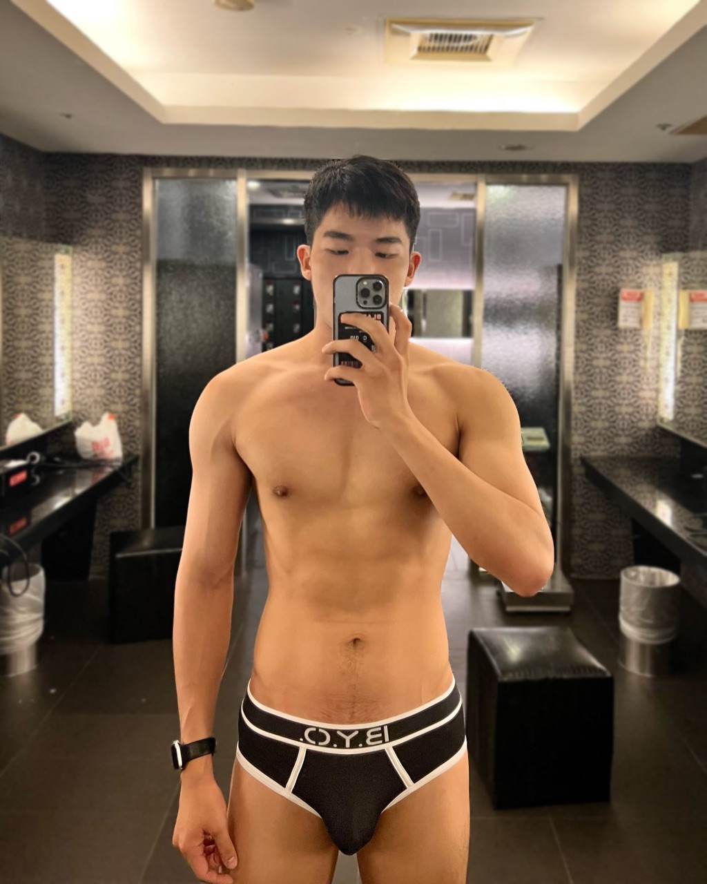 Hot guy in underwear 120