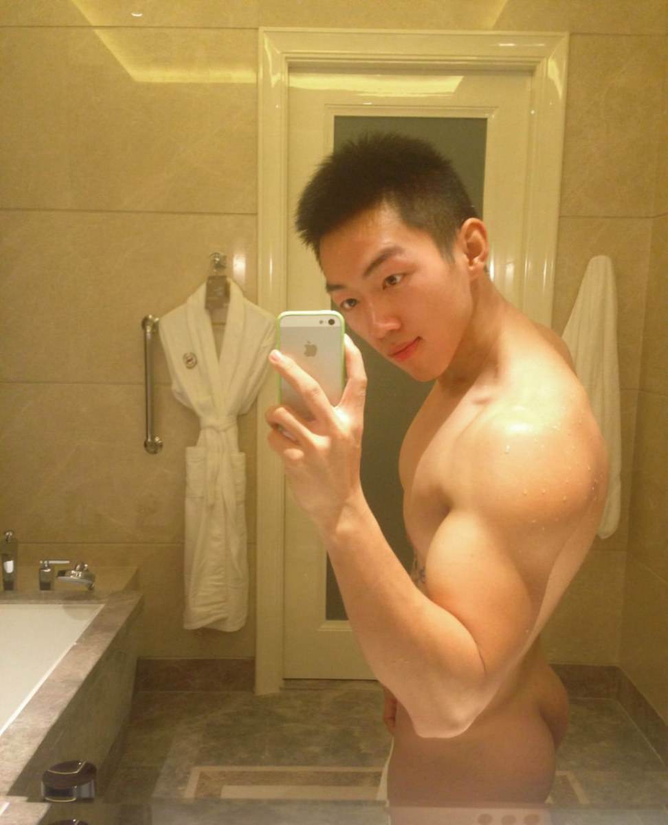 Hot guy in underwear 120