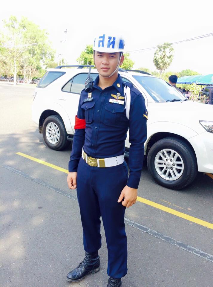 สวัสดีคะ มี สารวัตรทหารอากาศ มารายงานคะ จ.ท ปิยะบุตร กลางมณี จบจาก โรงเรียนจ่าอากาศ รุ่น นจอ55 เหล่าทหารสารวัตรรุ่นที่29 สห ไม่ได้โหดนะ แต่มีหน้าที่ถึงโหด อิอิอิ อย่าโกรธกันนะ