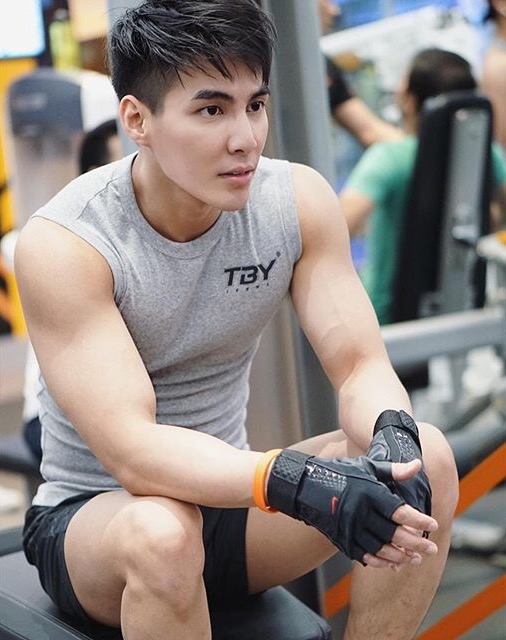 เธโอ อคิราห์