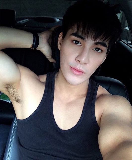เธโอ อคิราห์