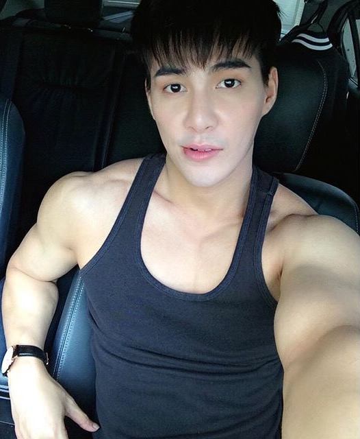 เธโอ อคิราห์