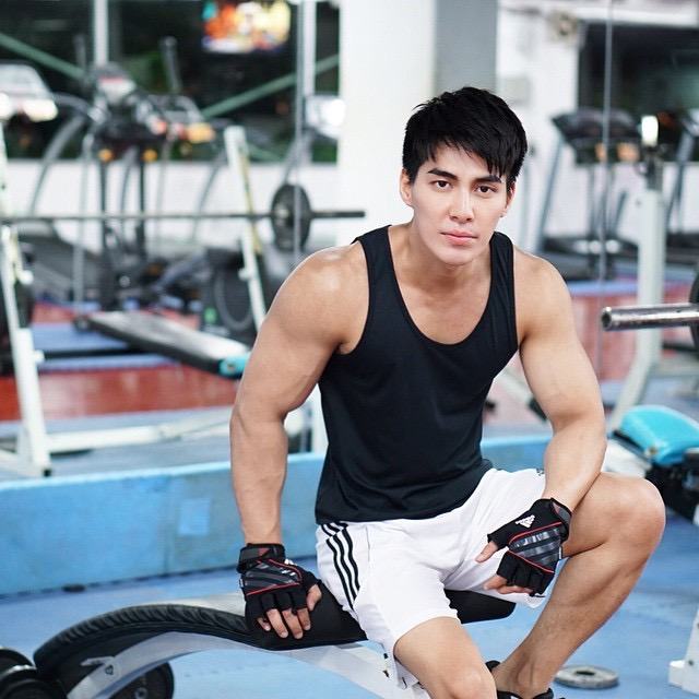 เธโอ อคิราห์