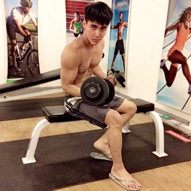 เธโอ อคิราห์