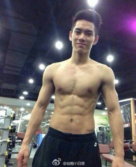 จัดหนักครับ 50 รูปฉลองครบ 400 @บารวี 400