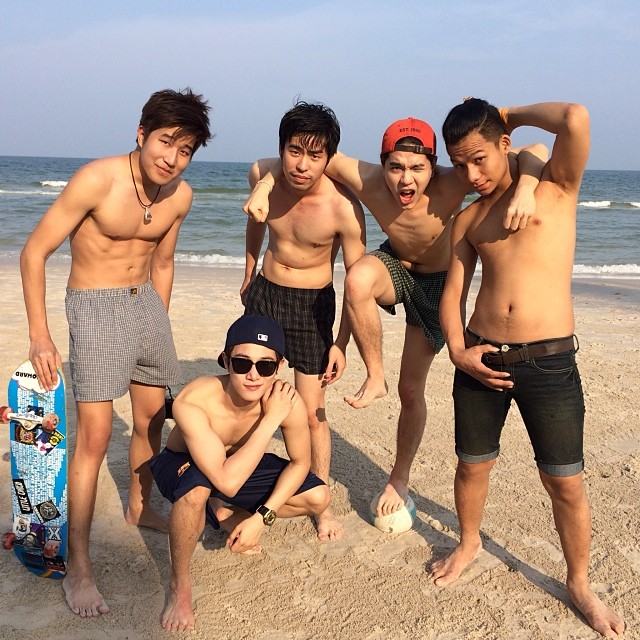 หมู่เล็กหมู่ใหญ่ @บารวี 402