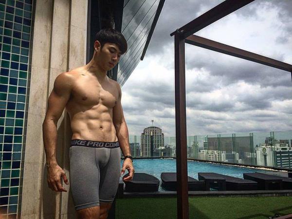ผู้ชายพาเพลิน