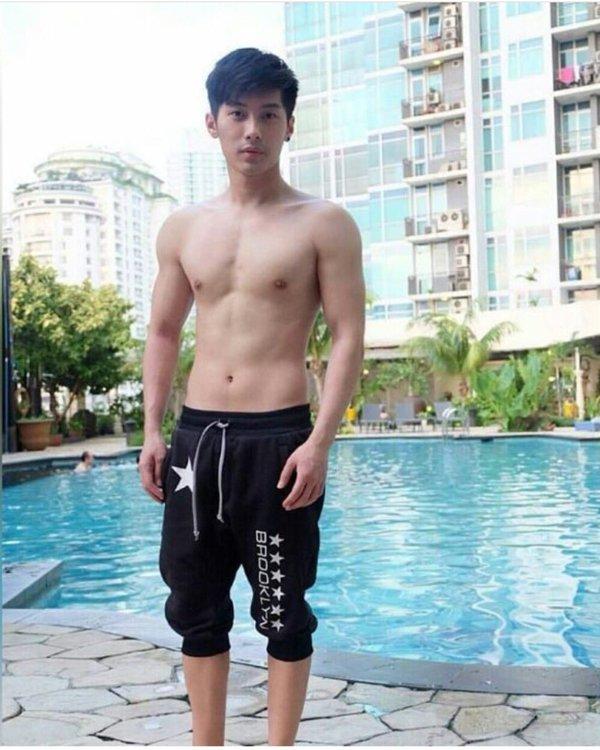 ผู้ชายพาเพลิน