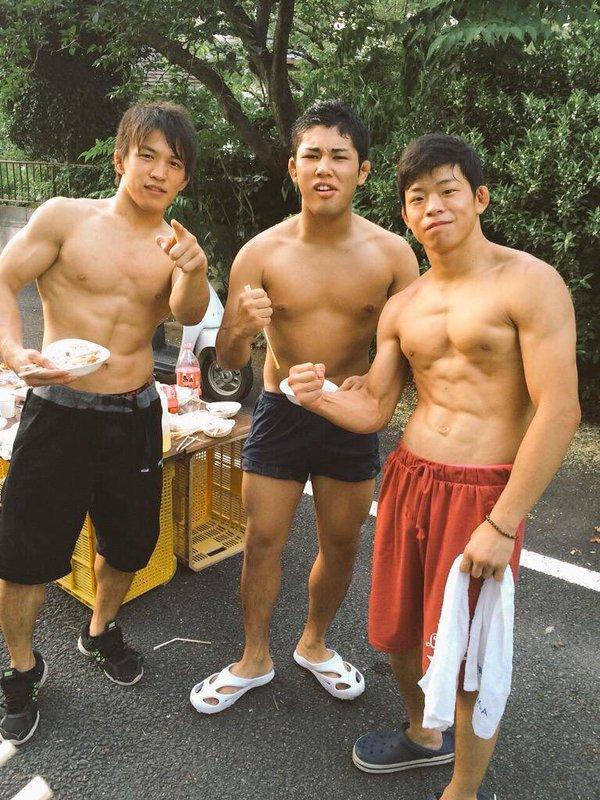 ผู้ชายพาเพลิน
