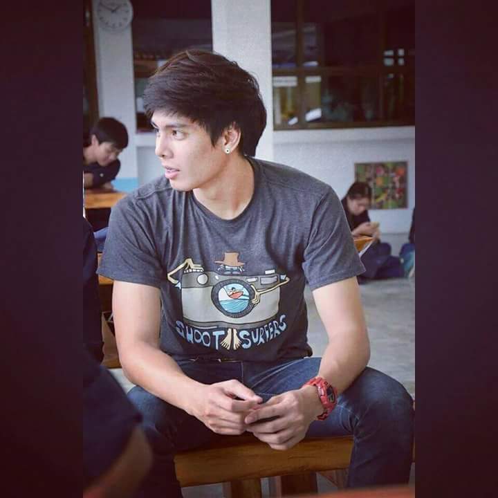 ภายใต้เสื้อตัวนั้น @บารวี 423