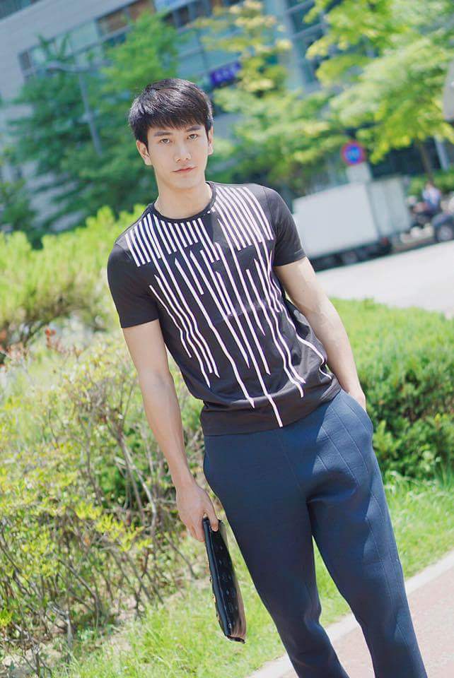 ภายใต้เสื้อตัวนั้น @บารวี 423