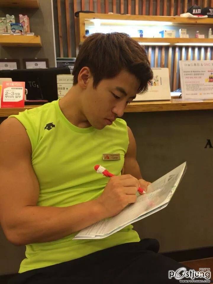 ภายใต้เสื้อตัวนั้น @บารวี 423
