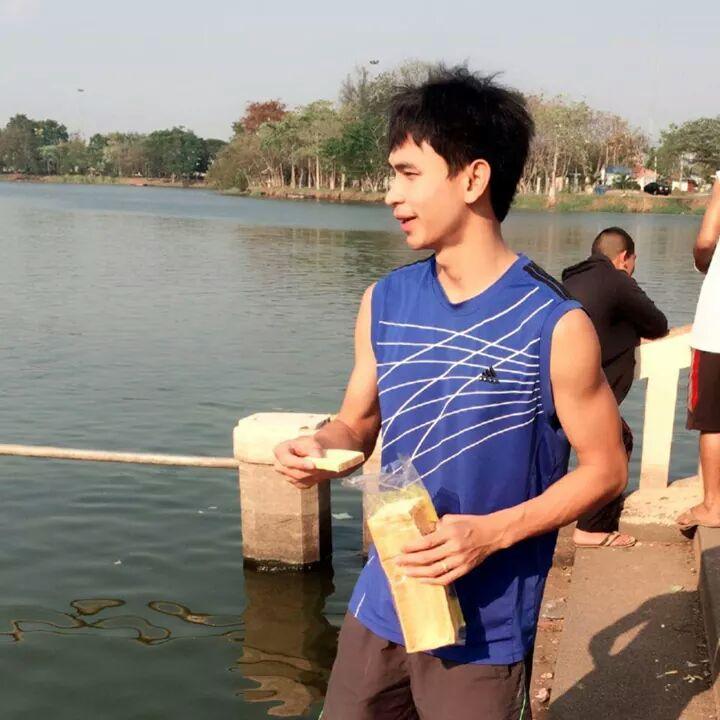 เอ๊าะ @บารวี 438