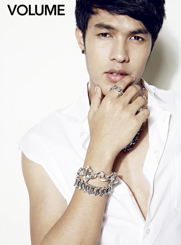 หล่อเกิ้น AF12 แม๊กซ์, เบนซ์ จิ, มาริว และ โบ๊ท