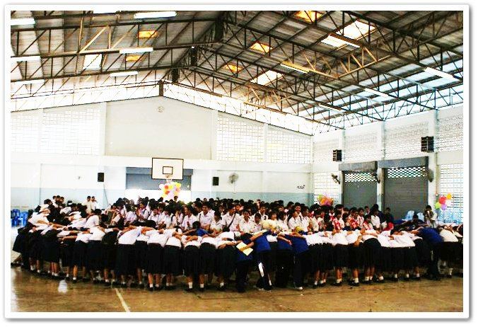 ศิษย์เก่า โรงเรียนพระนารายณ์ จ.ลพบุรี จากอดีตสู่ปัจจุบัน (เพราะเรารักสถาบันการศึกษาของเรา)
