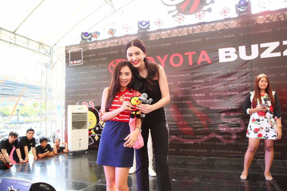 ใหม่ดาวิกาที่โตโยต้าบัสส์ สาขาพระราม 2