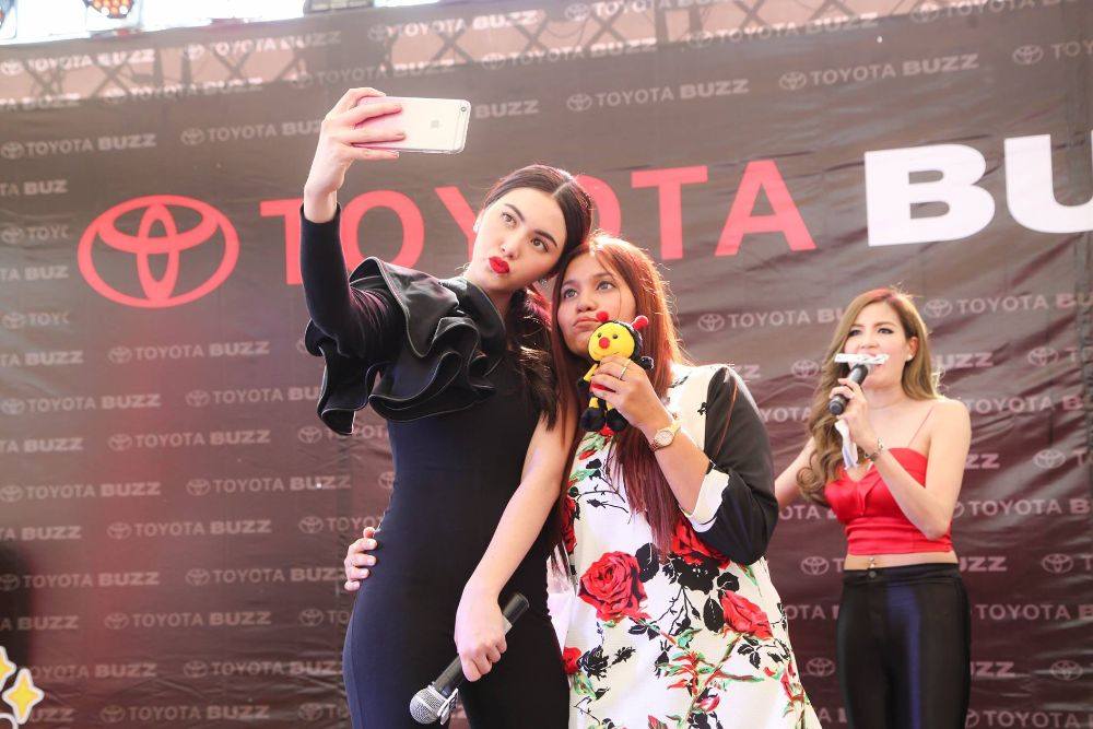 ใหม่ดาวิกาที่โตโยต้าบัสส์ สาขาพระราม 2