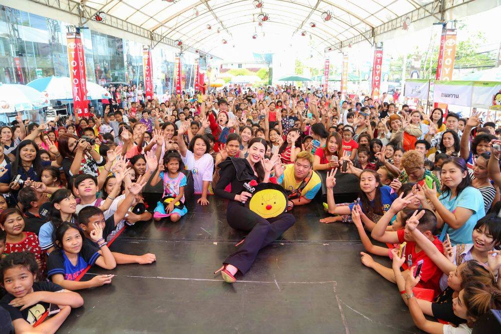 ใหม่ดาวิกาที่โตโยต้าบัสส์ สาขาพระราม 2