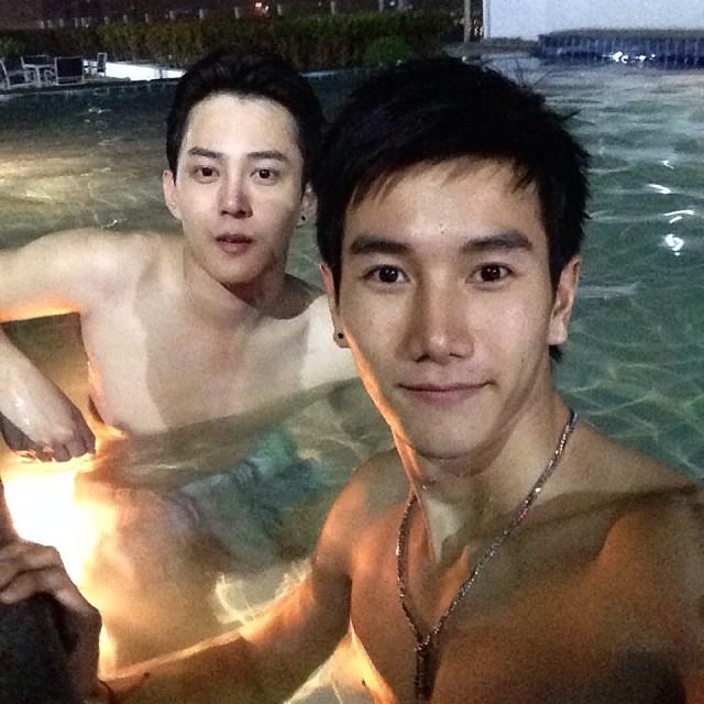 ทำงานบ้านเบา ๆ แต่อยากโพสต์ @บารวี 447