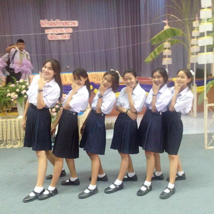 คนสวย น่ารัก โรงเรียนราชดำริ (เหอะ)