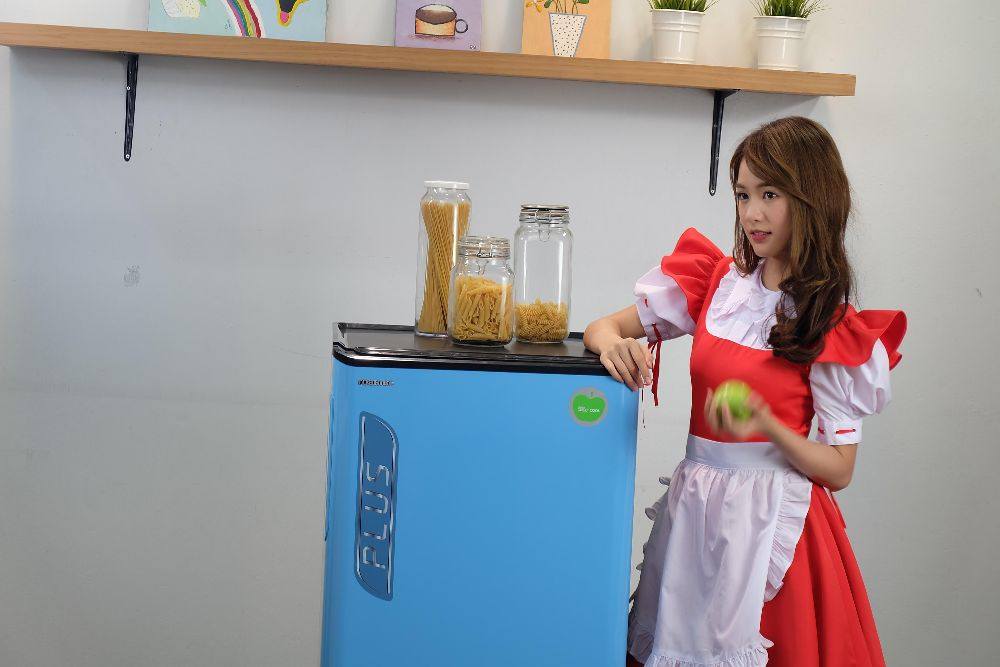 มาดูความน่ารัก " พิมฐา " เน็ตไอดอลสุดฮอต ใน ชุด Maid