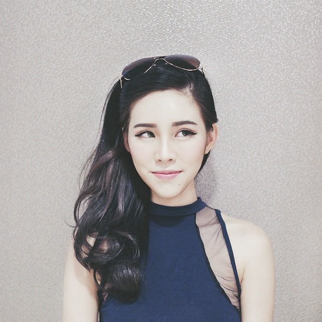 พลอยดาว สาวสวยดีไซเนอร์จากรั้วธรรมศาสตร์