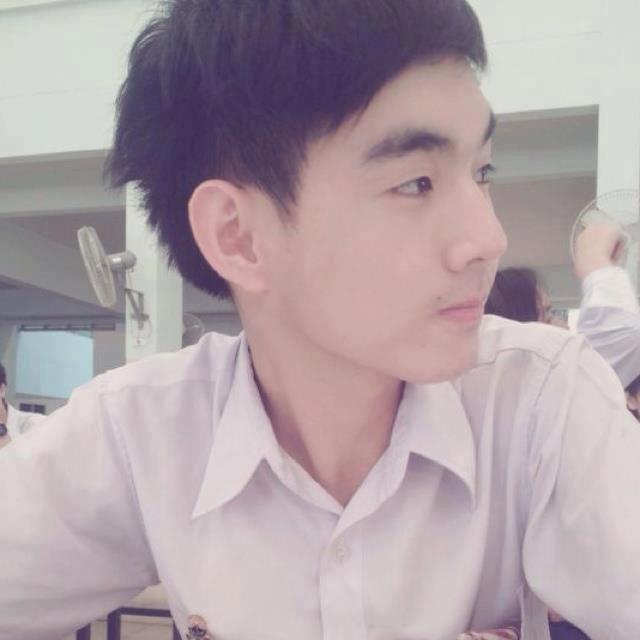 นักเรียนชาย ๑บารวี ๔๗๐ (เปลี่ยนชื่อเป็นไทยหมดละกัน ขี้เกียจเปลี่ยนภาษา)