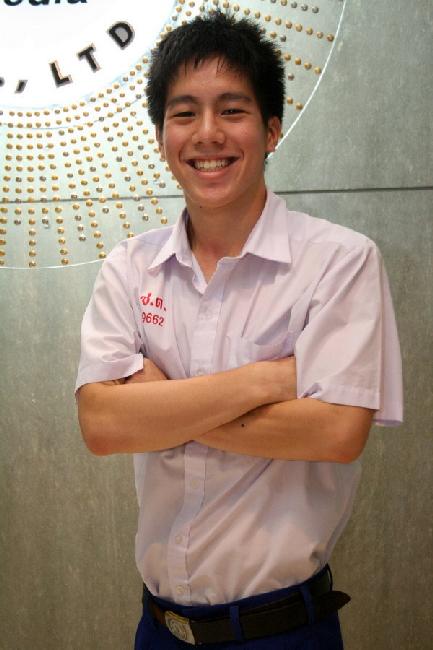 นักเรียนชาย ๑บารวี ๔๗๐ (เปลี่ยนชื่อเป็นไทยหมดละกัน ขี้เกียจเปลี่ยนภาษา)