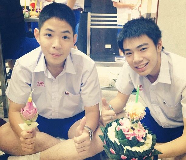นักเรียนชาย ๑บารวี ๔๗๐ (เปลี่ยนชื่อเป็นไทยหมดละกัน ขี้เกียจเปลี่ยนภาษา)