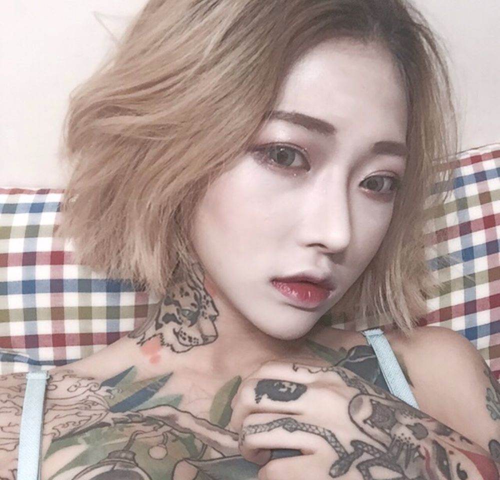 ศัลยกรรมเกาหลี เปลื่ยนชีวิตอาซิ้ม เป็นเนทไอดอลแสนสวย