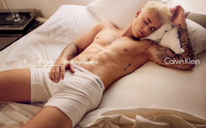 JUSTIN BIEBER TURNS 22: โมเม้นที่แซ่บที่สุด
