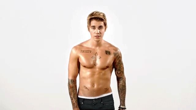 JUSTIN BIEBER TURNS 22: โมเม้นที่แซ่บที่สุด