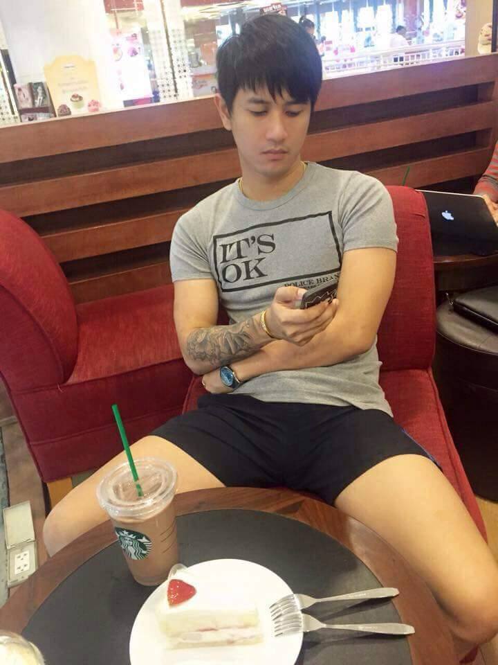 หุ่นดีนมเด้ง